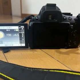 Nikon D5100 デジタル一眼レフカメラ