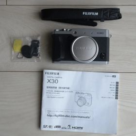 FUJIFILM デジタルカメラ X30 シルバー