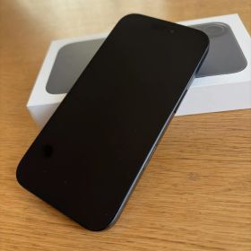 Apple iPhone16 SIMフリー本体 ブラック 128GB