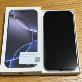 Apple iPhone 16 promax 256gb 非正規店で画面交換済