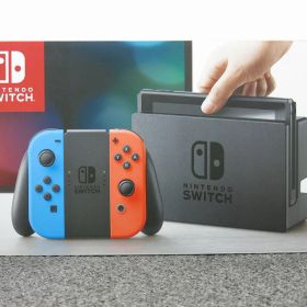 【全品ポイント10倍！要エントリー】ニンテンドー Nintendo Nintendo Switch Joy-Con (L) ネオンブルー/ (R) ネオンレッド HAC-S-KABAA 【中古】