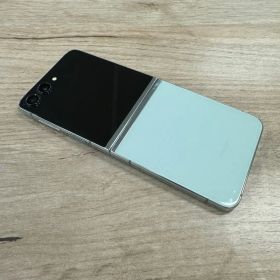 良品 Android Galaxy Flip 5 256gb SIMフリー版