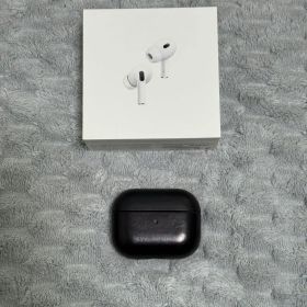 AirPods Pro 2 Lightning充電タイプ ケースカバー付き