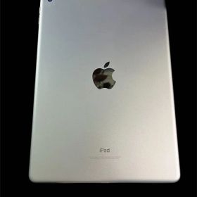 Apple iPad シルバー 本体