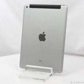 〔中古品〕 iPad 第6世代 32GB スペースグレイ MR6N2J／A docomoロック解除SIMフリー【344】