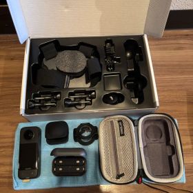 Insta360 X3 本体 付属品多数(ケース、カバー等)