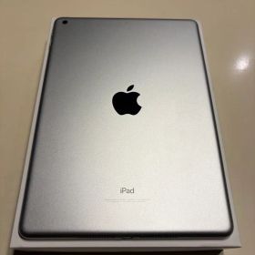 iPad(第5世代) 32GB wi-fi シルバー