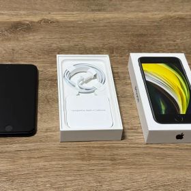 iPhone SE2 128GB AU / UQモバイル 美品 おまけ付