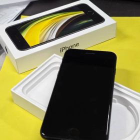 iPhone SE (第2世代) ブラック 128G