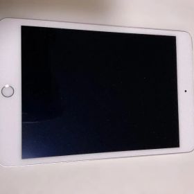 Apple iPad Mini 4 シルバー