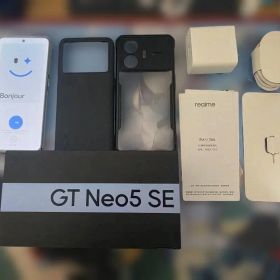Realme GT Neo5 SE(16/1TB) ホワイト