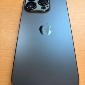 美品Apple iPhone 15 Pro ブルーチタニウム 本体256GB