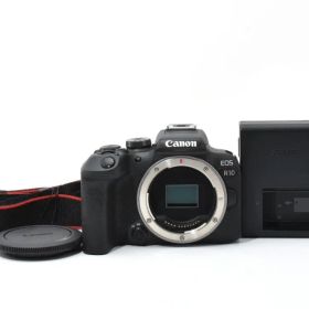 ほぼ新品 キャノン Canon EOS R10 ボディ 1434