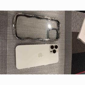 アイフォーン(iPhone)のiphone13promax 本体 512gb シルバー本体➕透明ケース付き(スマートフォン本体)