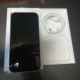 Apple iPhone 15 ピンク 本体 充電ケーブル付き