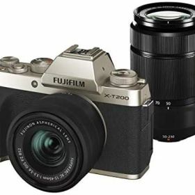 【中古】FUJIFILM ミラーレス一眼カメラ X-T200ダブルズームレンズキット シャンパンゴールド X-T200WZLK-G