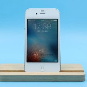 iPhone 4s ホワイト 64GB