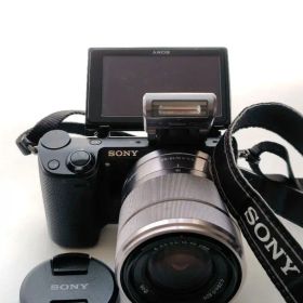 SONY ミラーレス一眼カメラ α NEX 5R