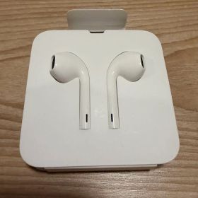 Apple EarPods Lightning Connector 有線イヤホン