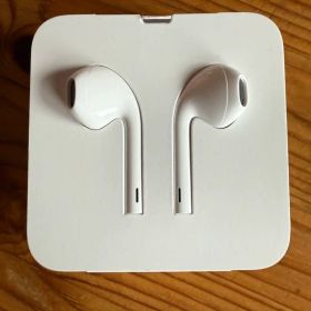 Apple EarPods Lightning 接続 イヤホン