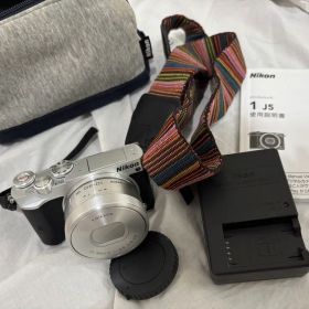 【美品】動作確認済みNikon 1 J5 ミラーレスカメラ
