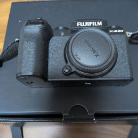 FUJIFILM X-S20 ボディ ブラック