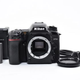 Nikon D7500 デジタル一眼レフカメラ 本体