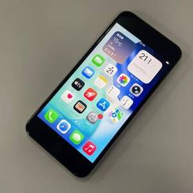 au iPhone SE(第3世代) 64GB MMYD3J/A A2782 スターライト SIMロック解除済