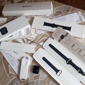 Apple Watch SE 2世代 GPS モデル 40mm アップル ウオッチ AGK02