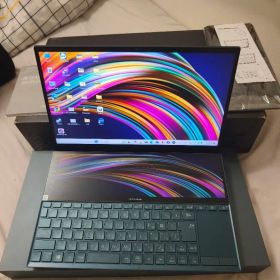 ASUS Zenbook 14 Duo デュアルタッチスクリーン