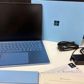 Microsoft Surface Laptop ブルー 本体