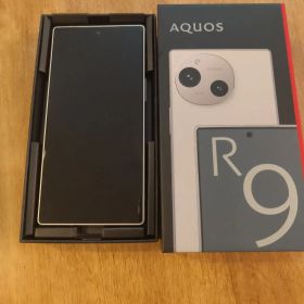 AQUOS R9 SH-M28 SIMフリー（ホワイト）