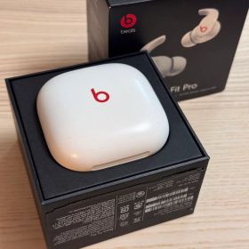 Beats Fit Pro ホワイト