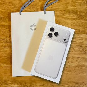 【新品・未開封】【即日発送】iPhone17 pro max 256GB