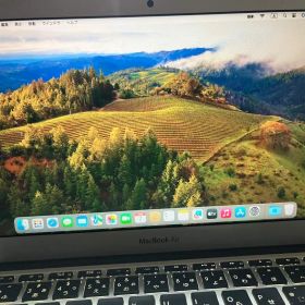 MacBook Air (11-inch, Early 2015) 本体