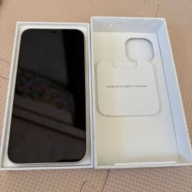 iphone 12 white 64Gb 美品 Bettery 88%
