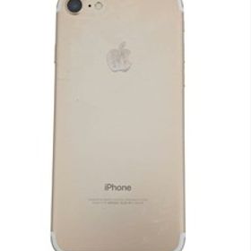 iPhone7 A1779 ゴールド