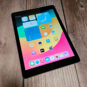 Apple iPad 第6世代 32GB スペースグレー 美品