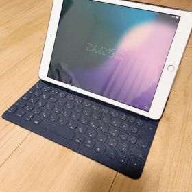 iPad 第7世代 Wi-Fi 32GB 純正キーボードセット