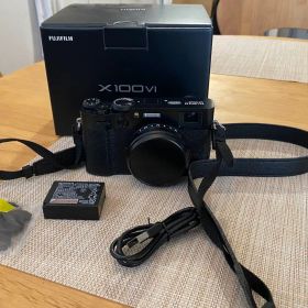 Fujifilm X100VI ブラック