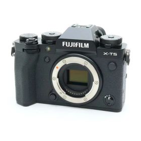 【中古】 《並品》 FUJIFILM X-T5 ボディ ブラック [ デジタルカメラ ]