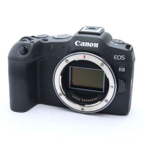 【中古】 《美品》 Canon EOS R8 ボディ [ デジタルカメラ ]