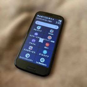 docomo らくらくスマートフォン F-52B ネイビー