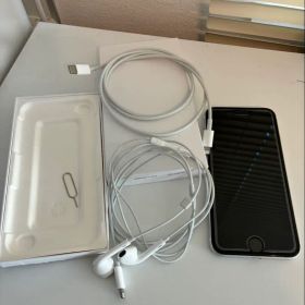 【SIMロックなし】NX9T2J/A iPhone SE(第2世代) 64GB