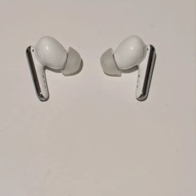 Soundcore Liberty 4 Pro ワイヤレスイヤホン ホワイト