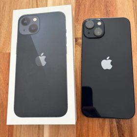 Apple iPhone 13 ブラック 本体