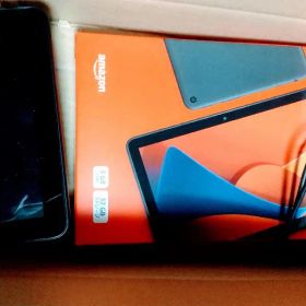 Amazon Fire HD 8第12世代 32GB