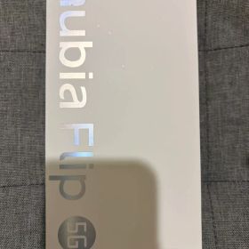 nubia Flip 5Gスマートフォン本体