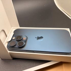 Apple iPhone 15Pro ブルーチタニューム自身有り綺麗