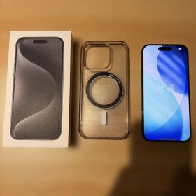 【美品】iPhone 15pro 128GBブラックチタニウムSIMフリー